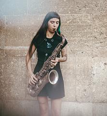 Camila Nebbia, Tenorsaxophon Solo